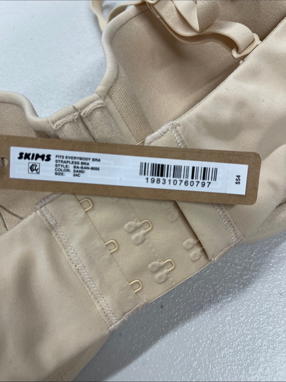 SKIMS Fits Everybody Strapless Bra 34C - Picture 3 of 3